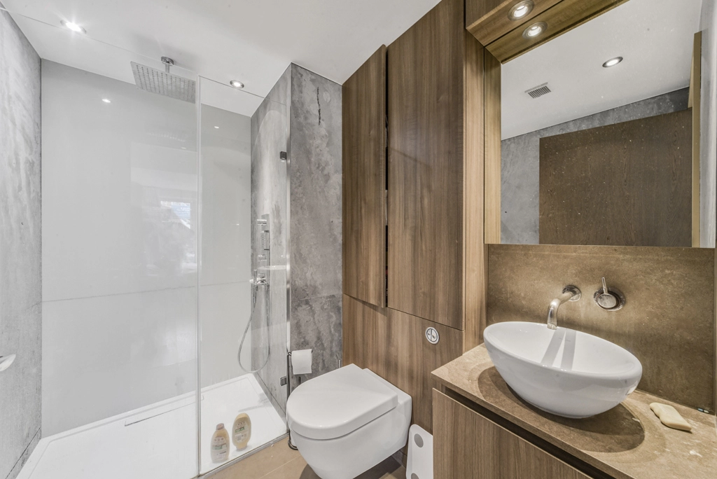 2 bedrooms apartments/flats for sale in Park Street, Fulham - SW6 view 14