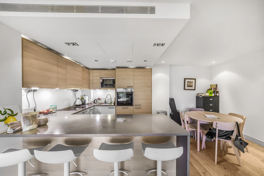 2 bedrooms apartments/flats for sale in Park Street, Fulham - SW6 view 10