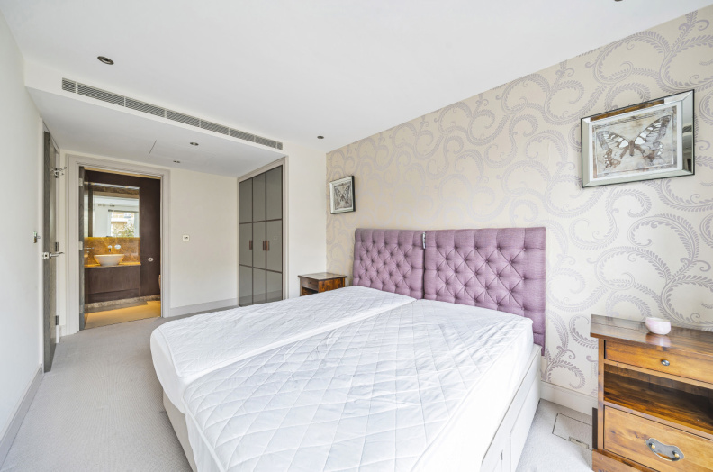 2 bedrooms apartments/flats to sale in Park Street, Fulham-image 12