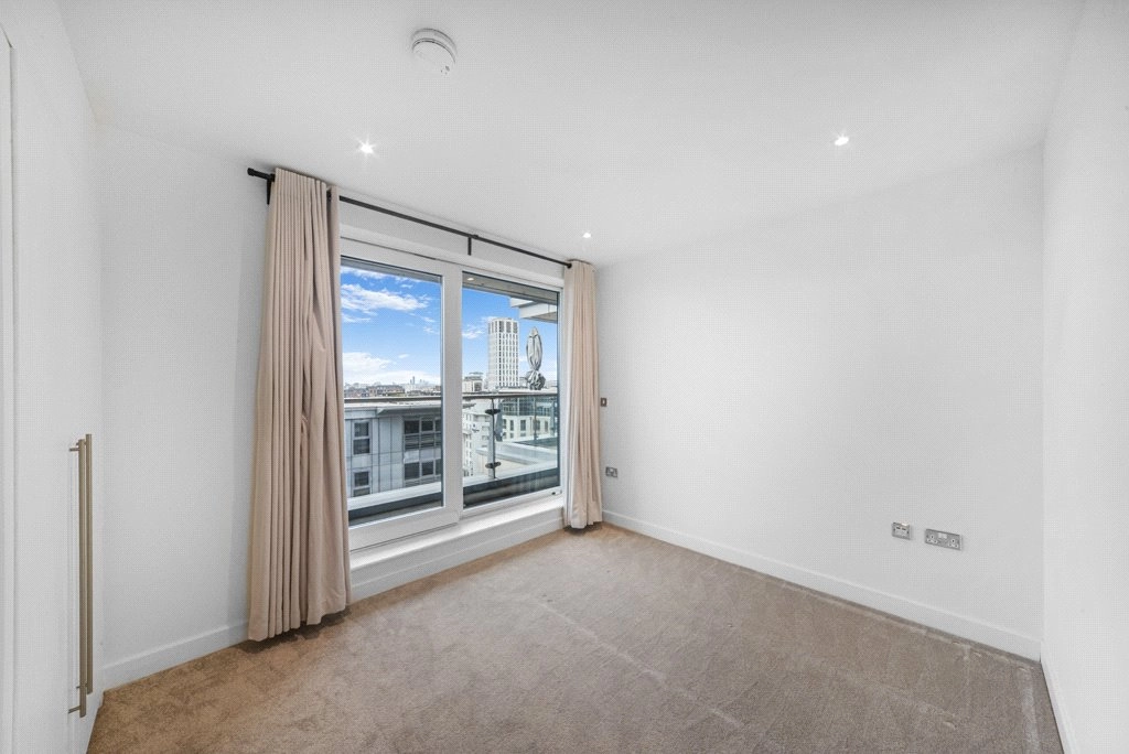 3 bedrooms apartments/flats for sale in The Boulevard, Fulham - SW6 view 5