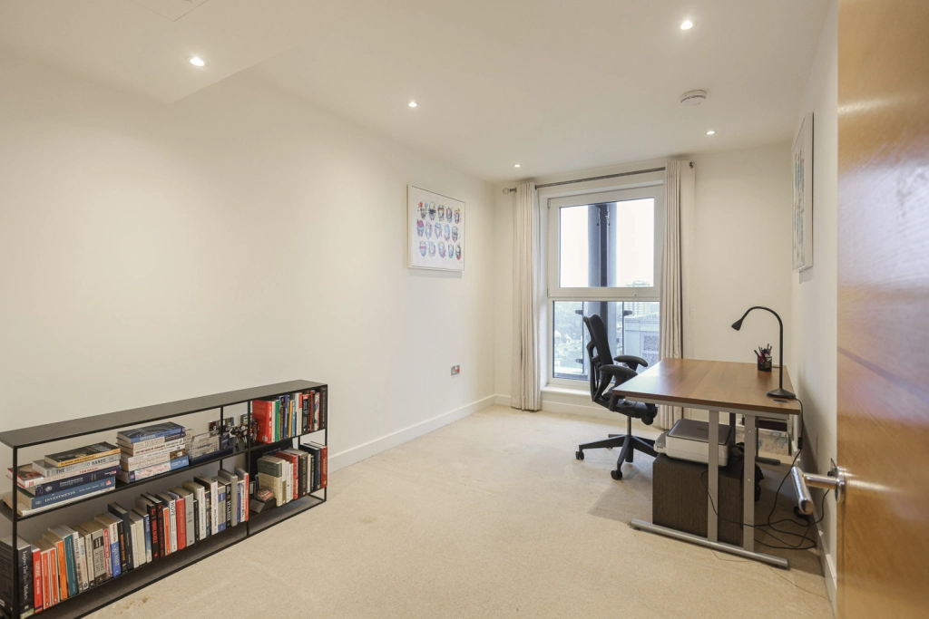 3 bedrooms apartments/flats for sale in The Boulevard, Fulham - SW6 view 4