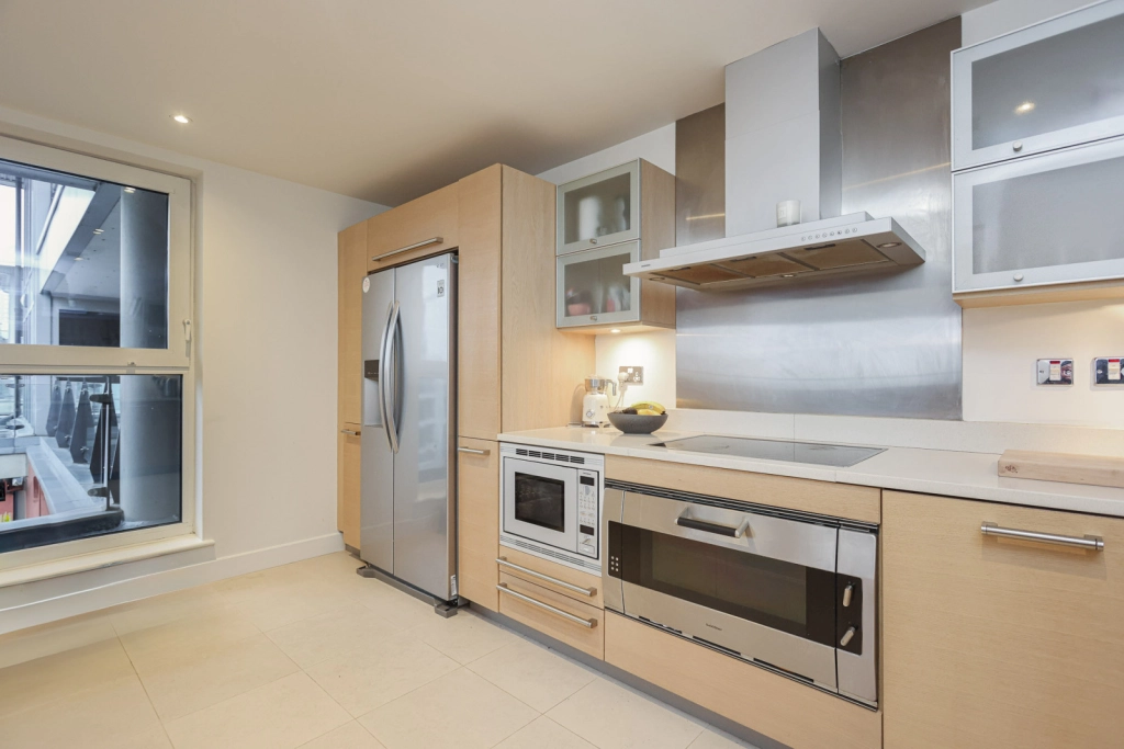 3 bedrooms apartments/flats for sale in The Boulevard, Fulham - SW6 view 12