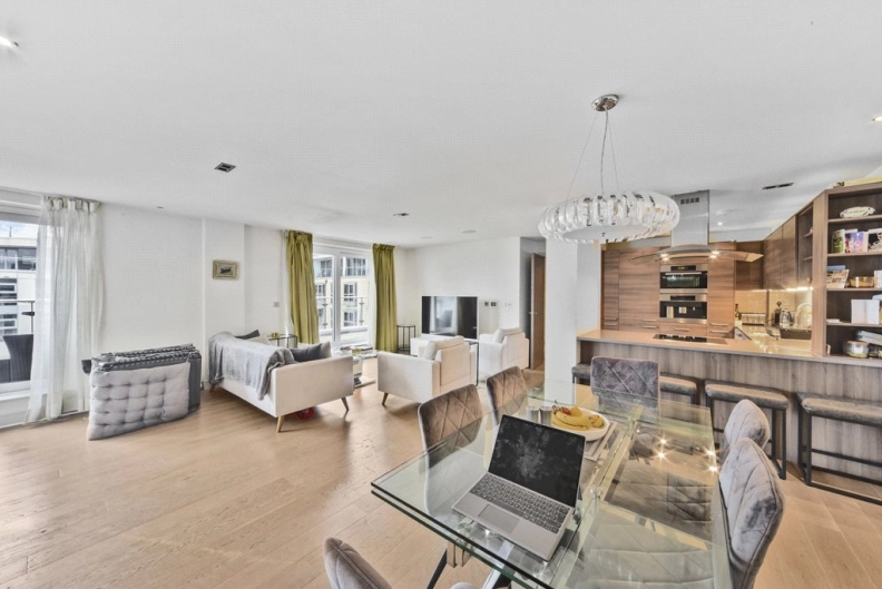 3 bedrooms apartments/flats to sale in Townmead Road, Fulham-image 9