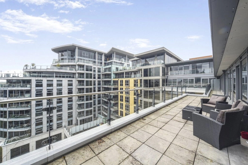 3 bedrooms apartments/flats to sale in Townmead Road, Fulham-image 1