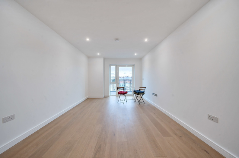 2 bedrooms apartments/flats to sale in Parrs Way, Hammersmith-image 9