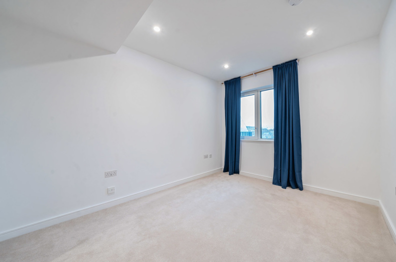 2 bedrooms apartments/flats for sale in Parrs Way, Hammersmith - W6 view 12