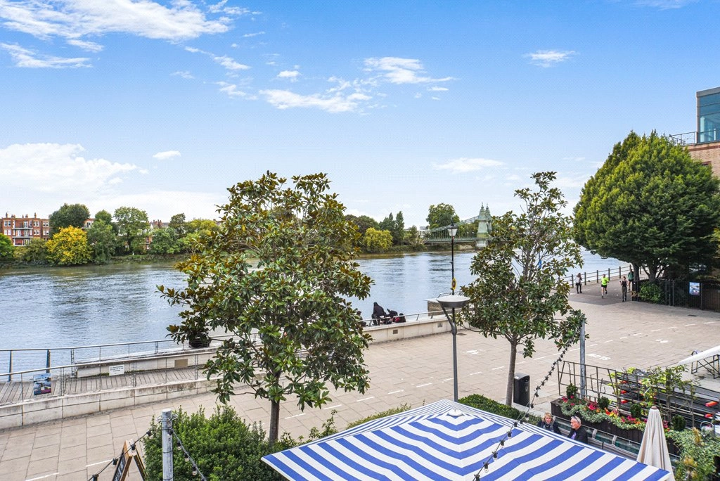 2 bedrooms apartments/flats for sale in Regatta Lane, Hammersmith - W6 view 17