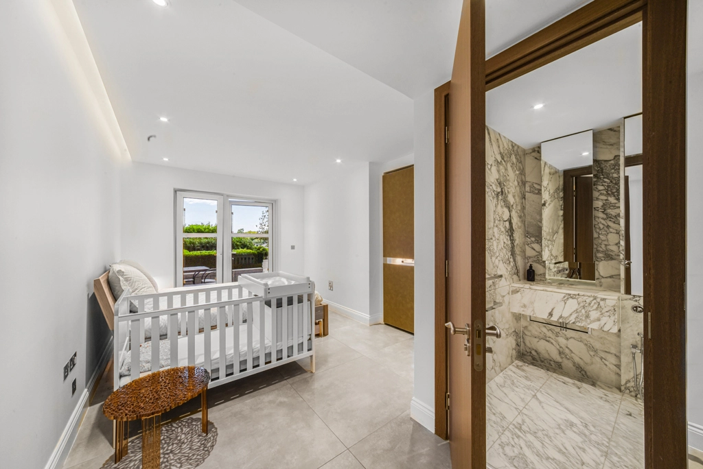 2 bedrooms apartments/flats for sale in Regatta Lane, Hammersmith - W6 view 5