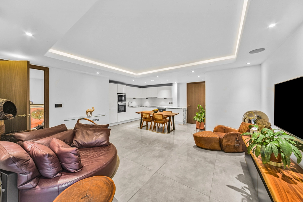 2 bedrooms apartments/flats for sale in Regatta Lane, Hammersmith - W6 view 2