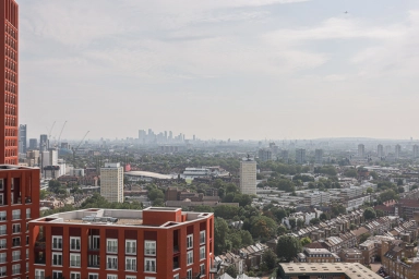 Wandsworth Road, Lambeth - SW8 view 8