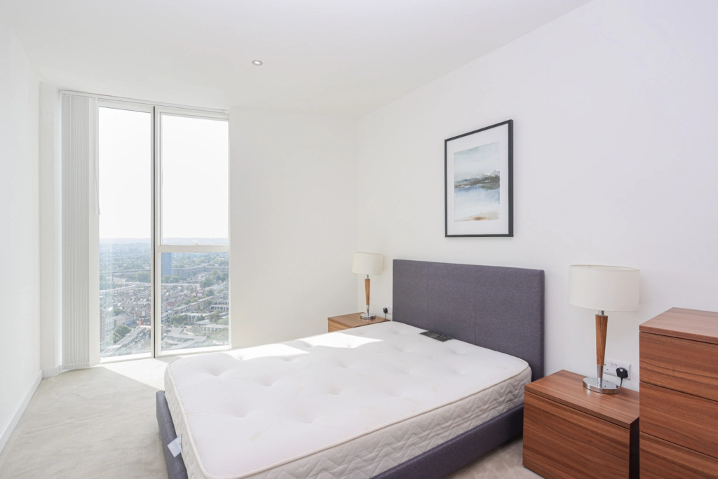1 bedroom apartments/flats for sale in Wandsworth Road, Lambeth - SW8 view 13