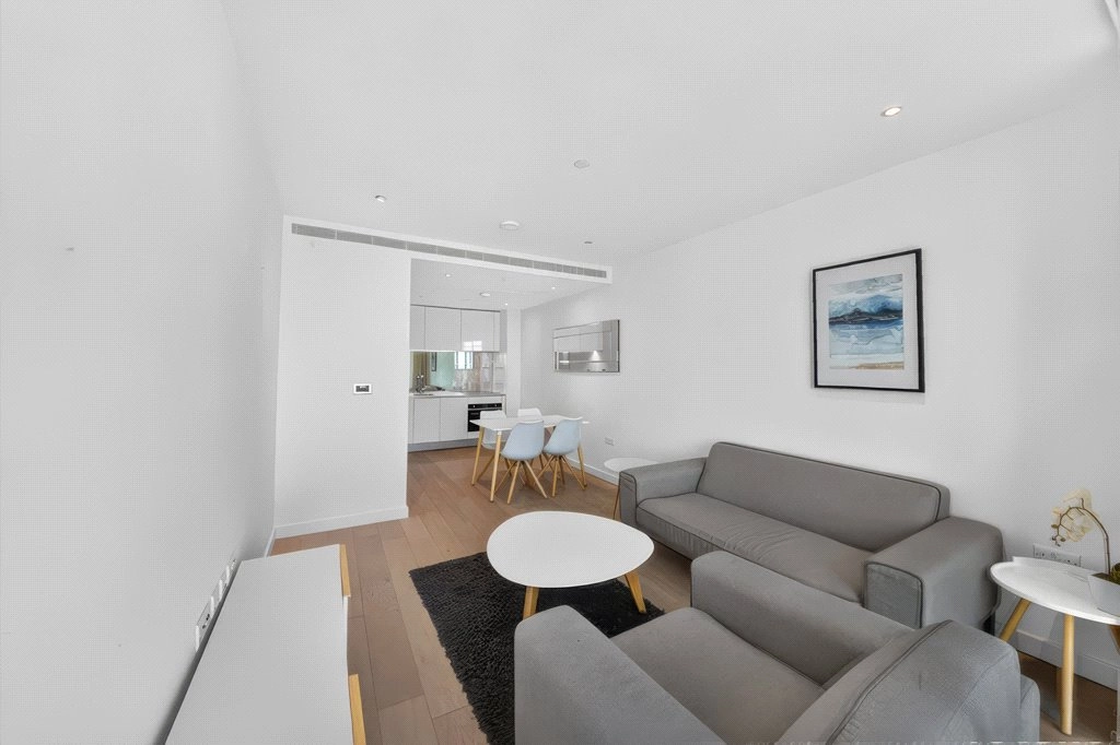 1 bedroom apartments/flats for sale in Wandsworth Road, Lambeth - SW8 view 3