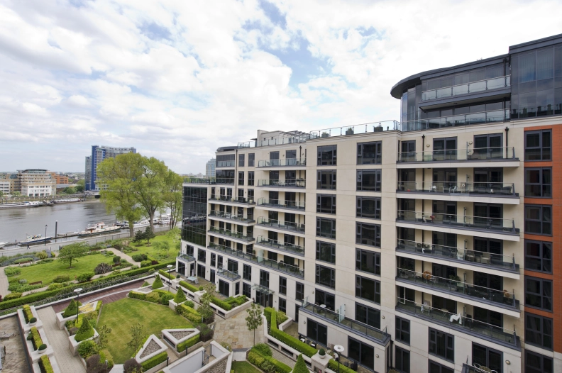 2 bedrooms apartments/flats to sale in Lensbury Avenue, Fulham-image 8
