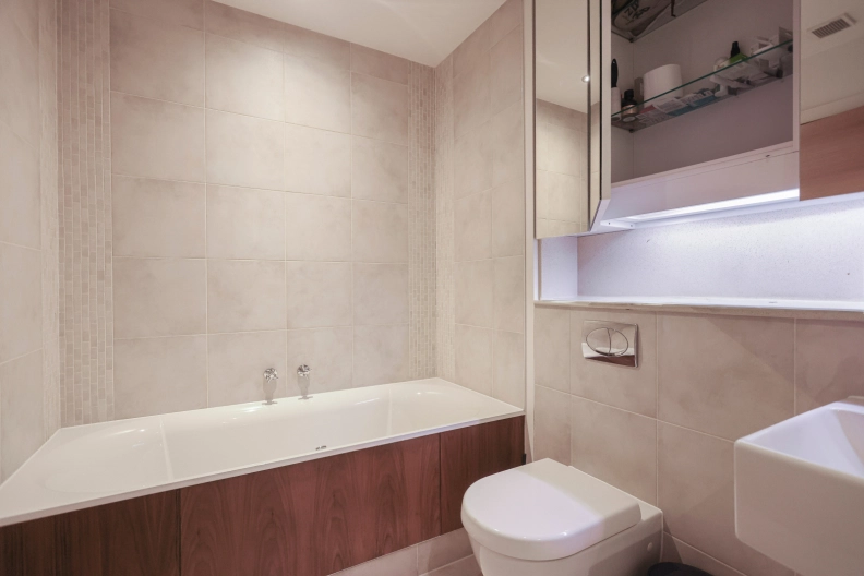 2 bedrooms apartments/flats to sale in Lensbury Avenue, Fulham-image 15
