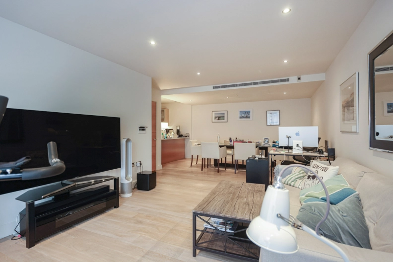 2 bedrooms apartments/flats to sale in Lensbury Avenue, Fulham-image 10