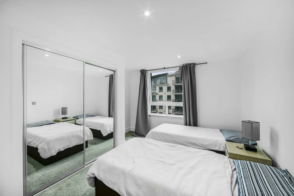 2 bedrooms apartments/flats for sale in St. George Wharf, Vauxhall - SW8 view 6