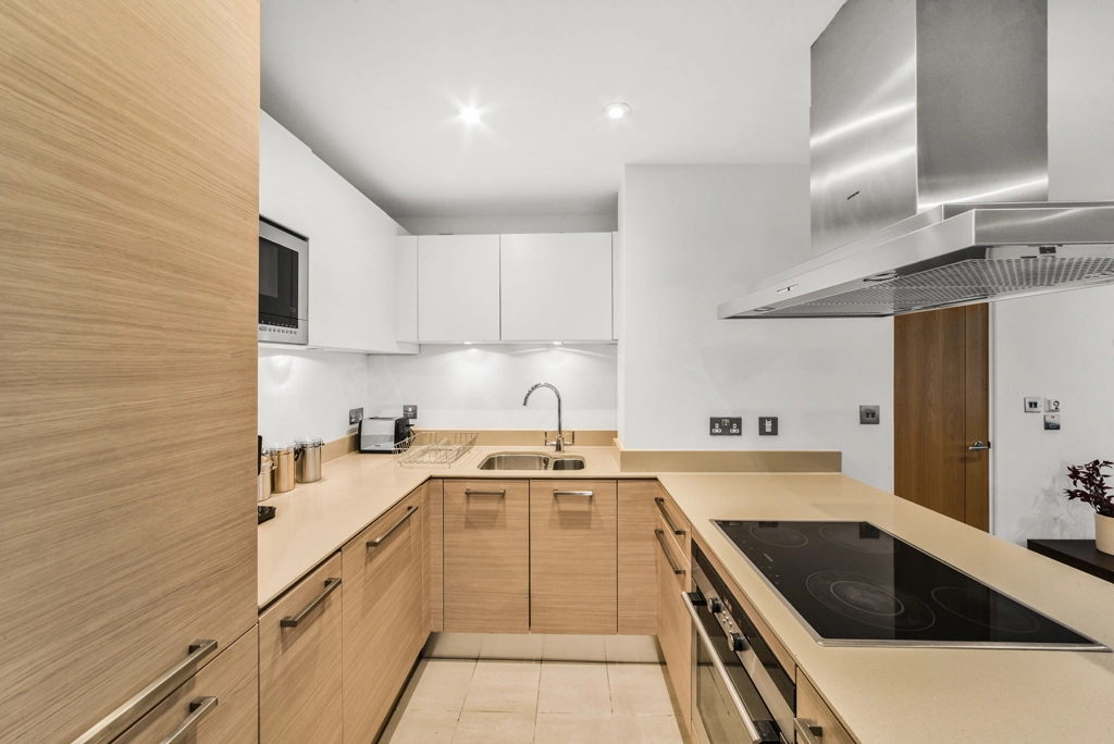 2 bedrooms apartments/flats for sale in St. George Wharf, Vauxhall - SW8 view 4