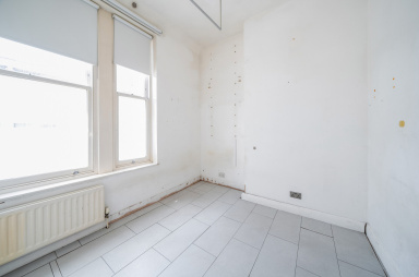 Praed Street, Paddington - W2 view 4