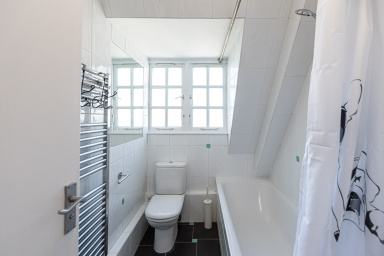 Riverside Gardens, Hammersmith - W6 view 11