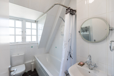 Riverside Gardens, Hammersmith - W6 view 6