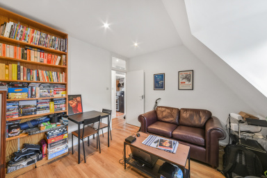 Riverside Gardens, Hammersmith - W6 view 2