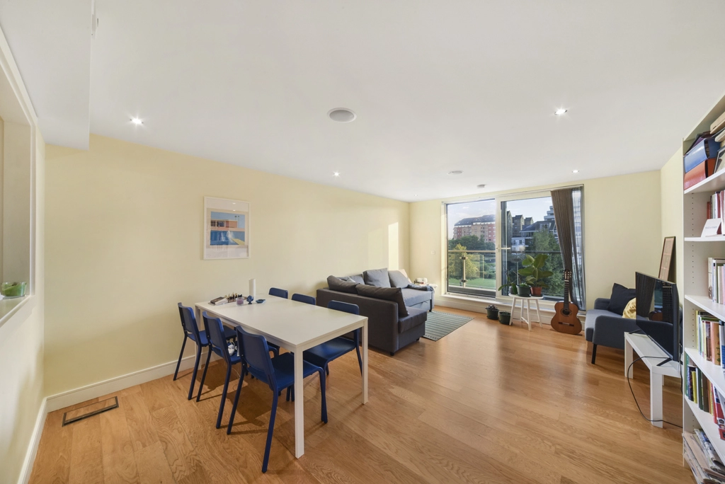 2 bedrooms apartments/flats for sale in Lensbury Avenue, Fulham - SW6 view 2
