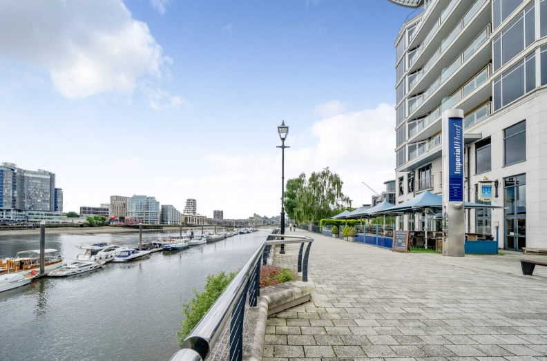 4 bedrooms apartments/flats to sale in The Boulevard, Imperial Wharf-image 21