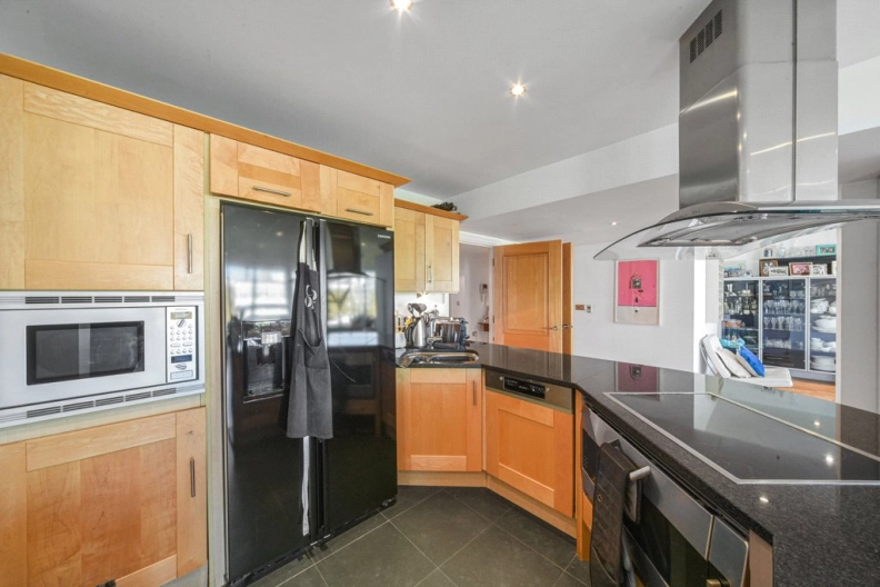 4 bedrooms apartments/flats to sale in The Boulevard, Imperial Wharf-image 13
