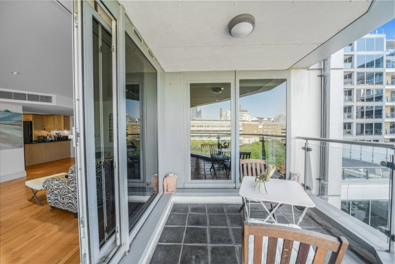 4 bedrooms apartments/flats to sale in The Boulevard, Imperial Wharf-image 16