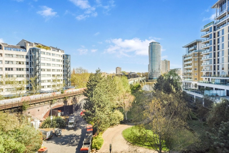 4 bedrooms apartments/flats to sale in The Boulevard, Imperial Wharf-image 8