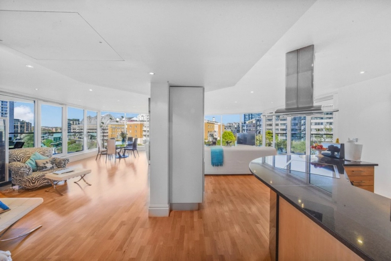 4 bedrooms apartments/flats to sale in The Boulevard, Imperial Wharf-image 10