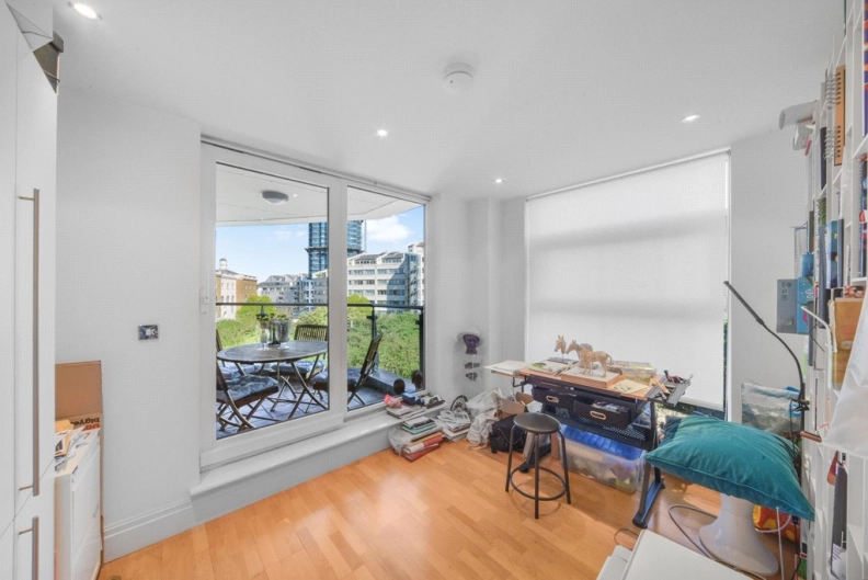 4 bedrooms apartments/flats to sale in The Boulevard, Imperial Wharf-image 17