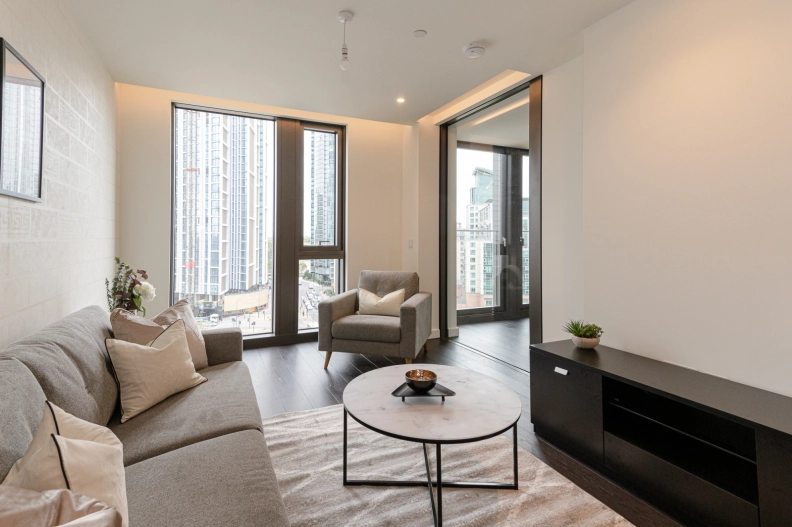 1 bedroom apartments/flats for sale in Bondway, Nine Elms - SW8 view 9