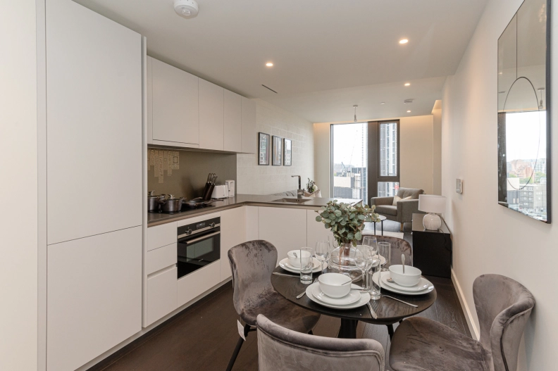 1 bedroom apartments/flats for sale in Bondway, Nine Elms - SW8 view 11