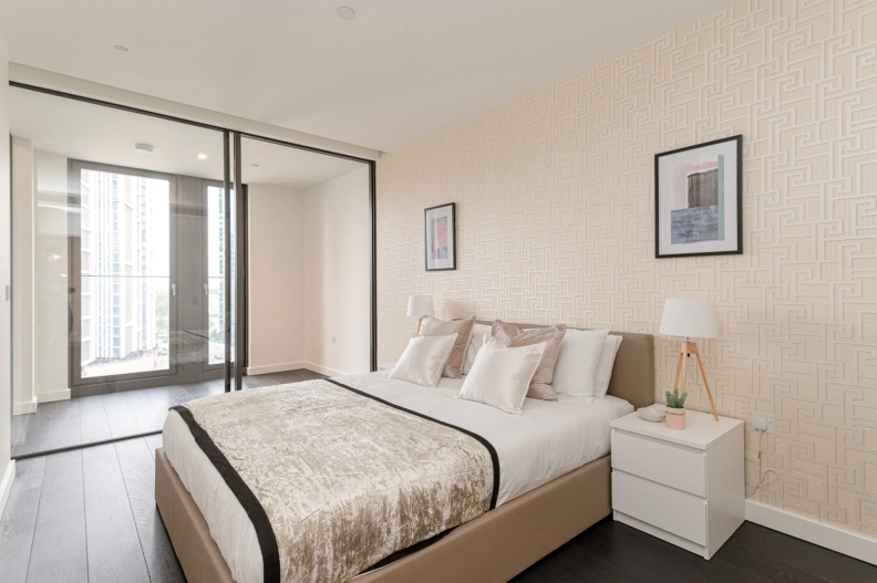 1 bedroom apartments/flats for sale in Bondway, Nine Elms - SW8 view 5