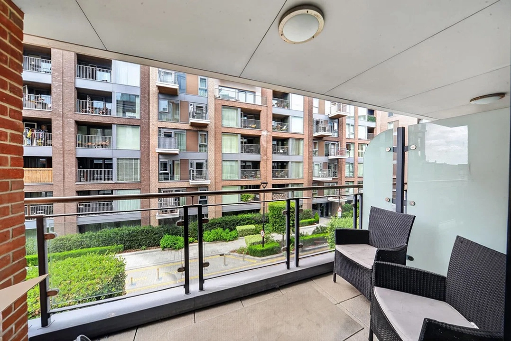 2 bedrooms apartments/flats for sale in Park Street, Imperial Wharf - SW6 view 7