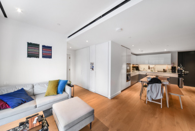 Electric Boulevard, Nine Elms SW11 image 2