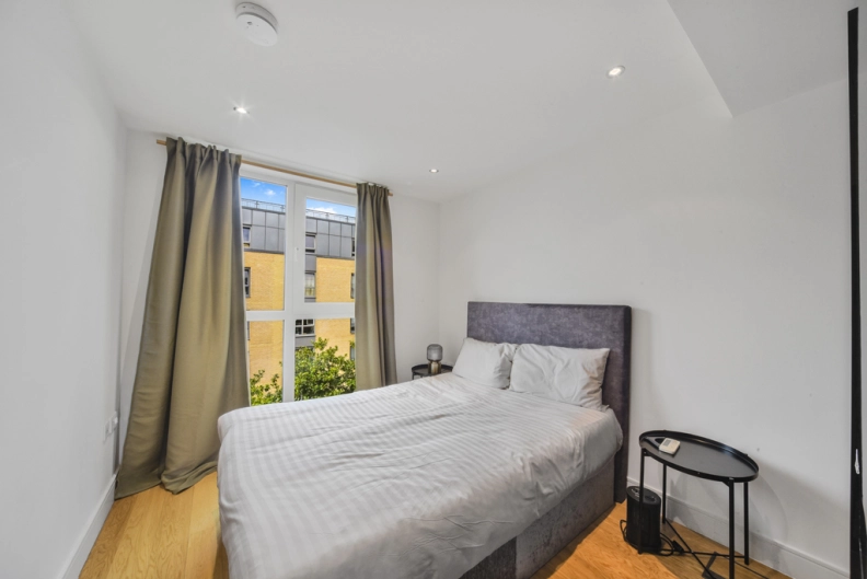 2 bedrooms apartments/flats to sale in Lensbury Avenue, Imperial Wharf-image 4