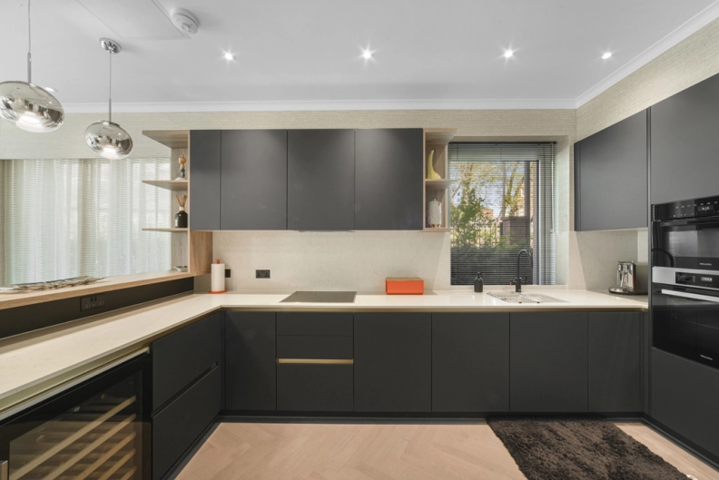 2 bedrooms apartments/flats to sale in Leamore Street, Hammersmith-image 3