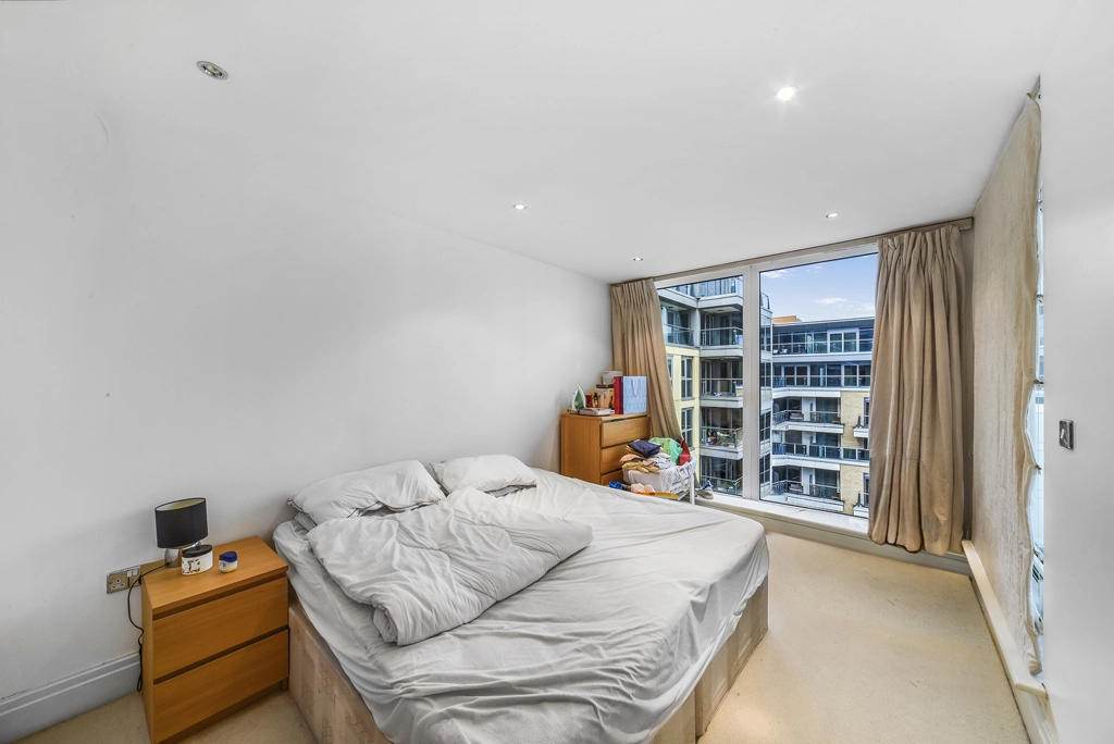 2 bedrooms apartments/flats for sale in The Boulevard, Imperial Wharf - SW6 view 4