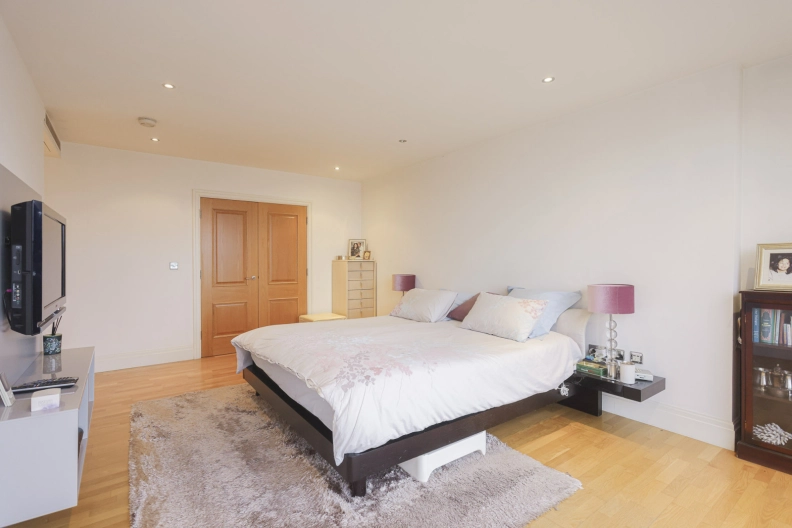 3 bedrooms apartments/flats for sale in The Boulevard, Imperial Wharf - SW6 view 12