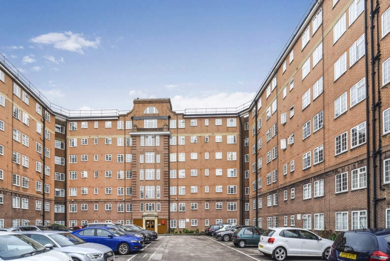 1 bedroom apartments/flats to sale in Goldhawk Road, Hammersmith-image 8