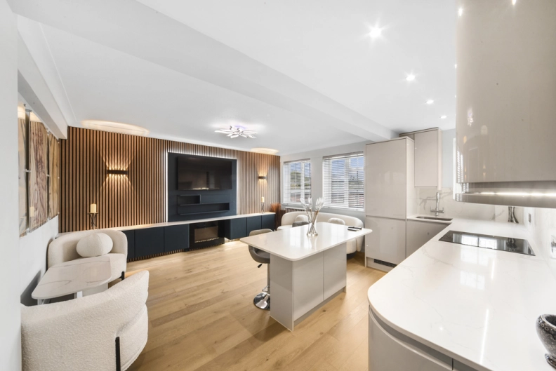 1 bedroom apartments/flats to sale in Goldhawk Road, Hammersmith-image 1