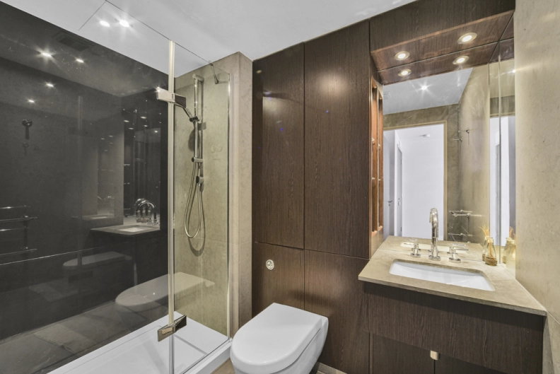 Studio apartments/flats to sale in Park Street, Fulham-image 7