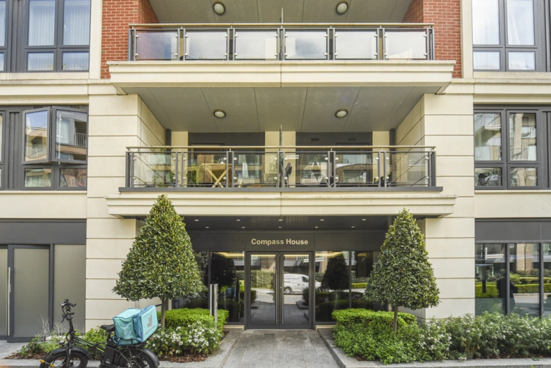 Studio apartments/flats to sale in Park Street, Fulham-image 9