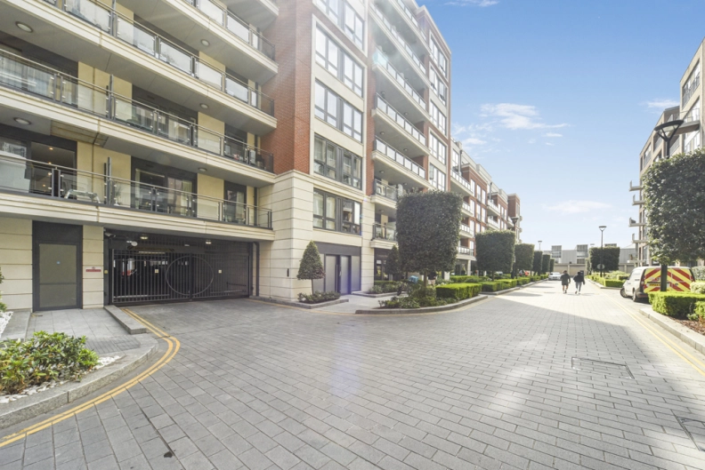 Studio apartments/flats to sale in Park Street, Fulham-image 13