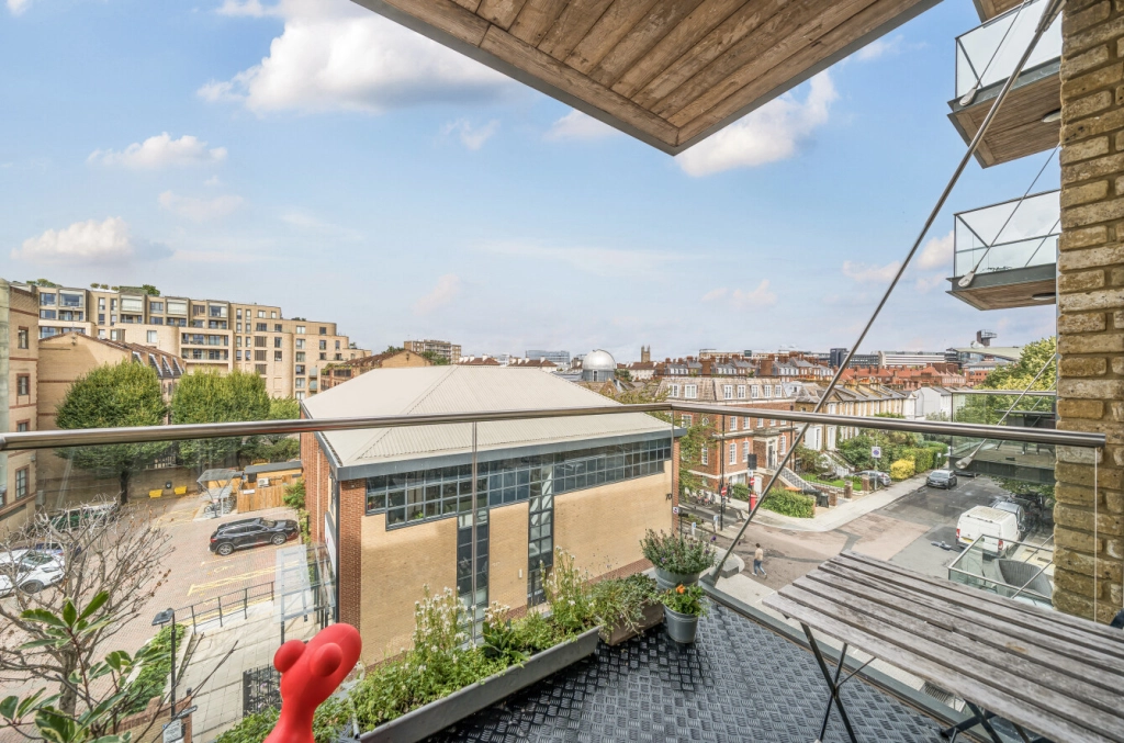 Studio apartments/flats for sale in Regatta Lane, Hammersmith - W6 view 7