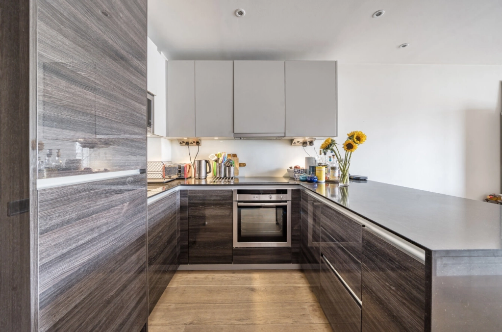 Studio apartments/flats for sale in Regatta Lane, Hammersmith - W6 view 4