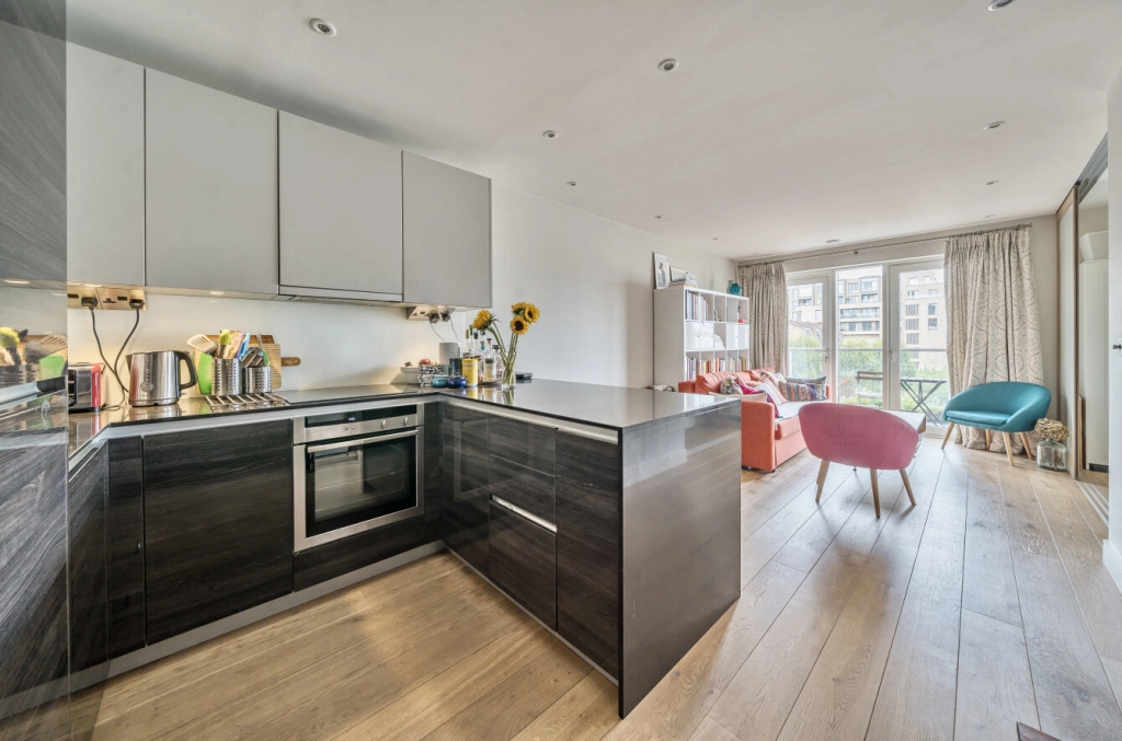 Studio apartments/flats for sale in Regatta Lane, Hammersmith - W6 view 12