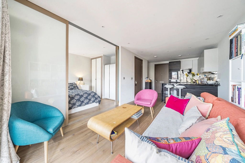 Studio apartments/flats for sale in Regatta Lane, Hammersmith - W6 view 10